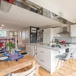 Bright Family Home In Primrose Hill